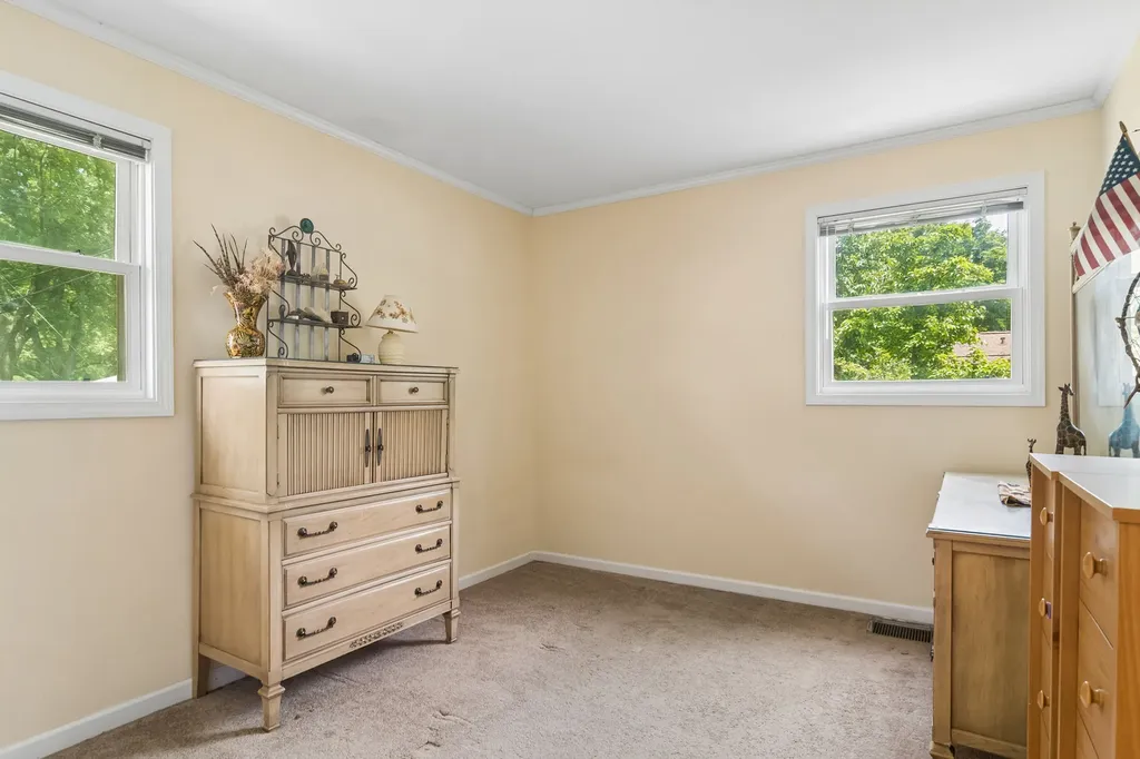 2102 George Street Rolling Meadows IL 60008