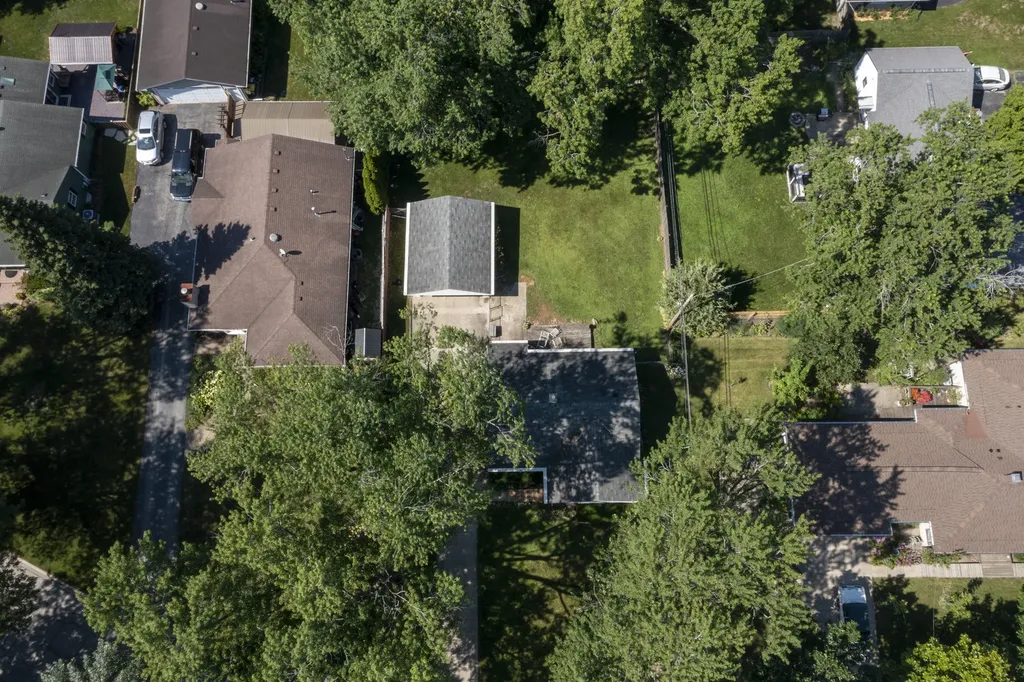 2102 George Street Rolling Meadows IL 60008