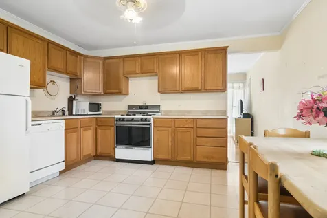 2102 George Street Rolling Meadows IL 60008