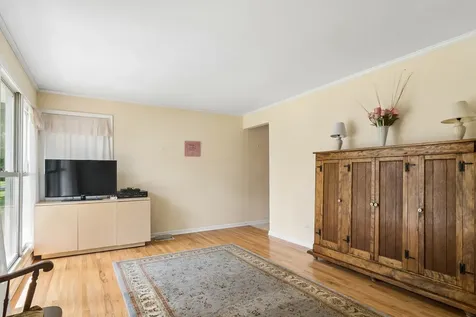 2102 George Street Rolling Meadows IL 60008