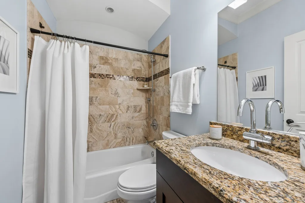 843 West Diversey Parkway Chicago IL 60614