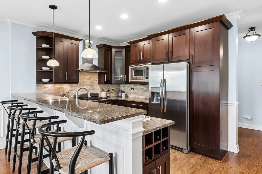 843 West Diversey Parkway Chicago IL 60614