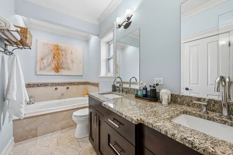843 West Diversey Parkway Chicago IL 60614