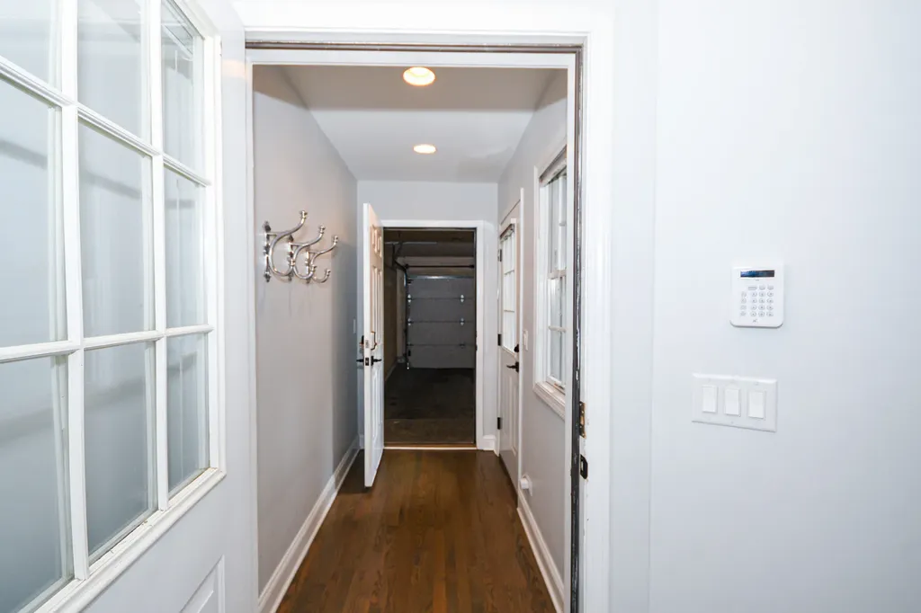 2043 West Saint Paul Avenue Chicago IL 60647
