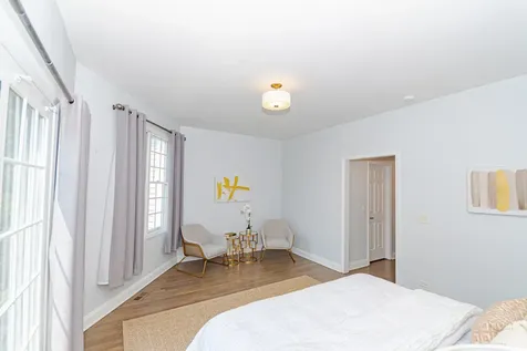 2043 West Saint Paul Avenue Chicago IL 60647