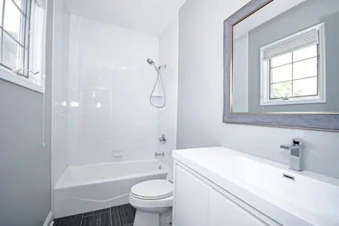 2043 West Saint Paul Avenue Chicago IL 60647