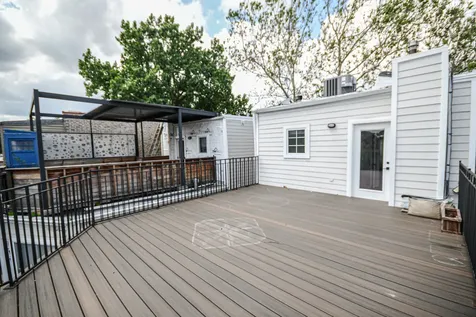2043 West Saint Paul Avenue Chicago IL 60647