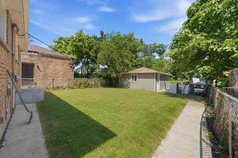 14807 Wood Street Harvey IL 60426