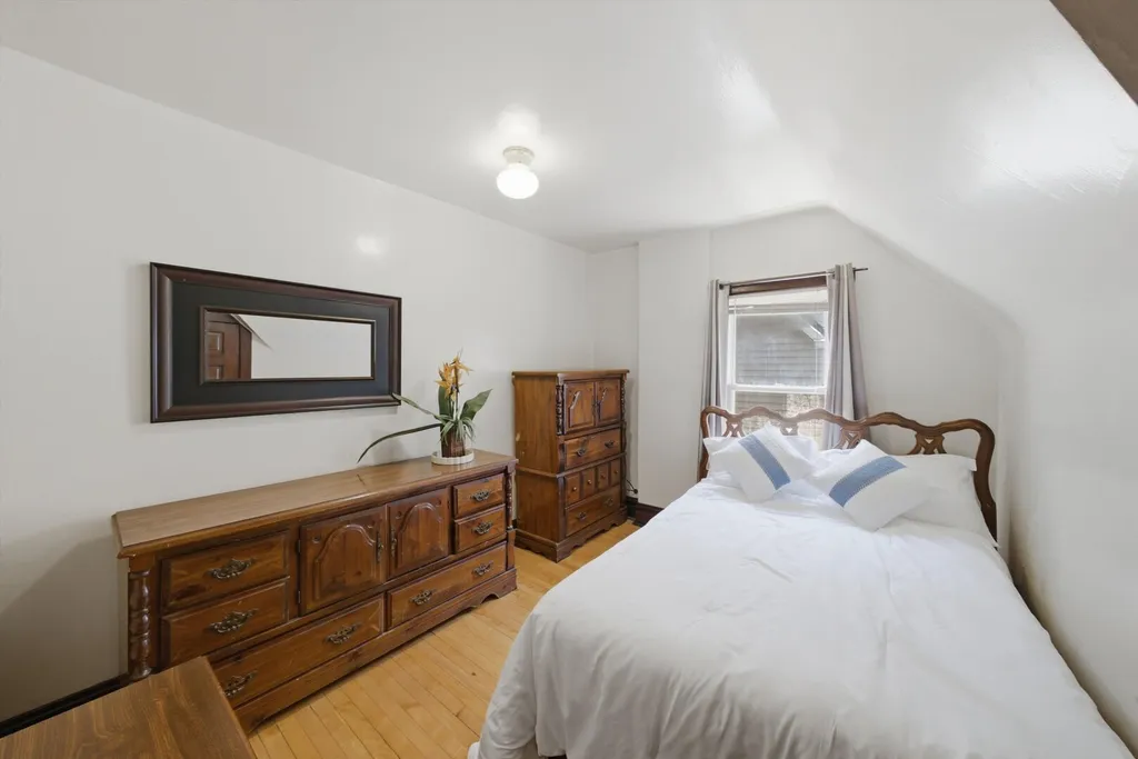 2223 North Kimball Avenue Chicago IL 60647