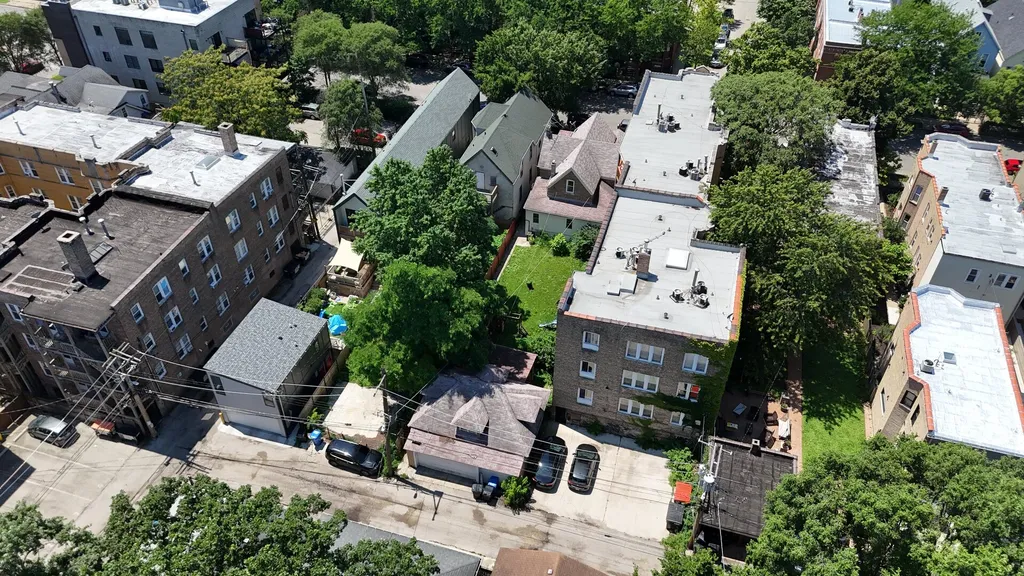 2223 North Kimball Avenue Chicago IL 60647
