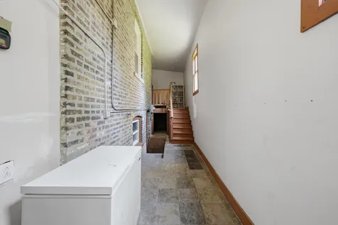2223 North Kimball Avenue Chicago IL 60647