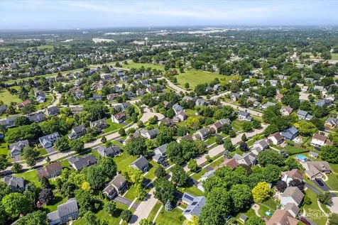 506 Bede Circle North Aurora IL 60542
