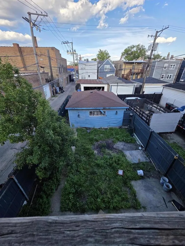 1543 North Avers Avenue Chicago IL 60651