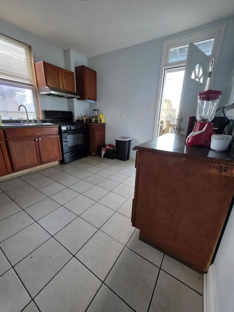 1543 North Avers Avenue Chicago IL 60651