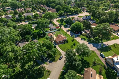 600 West Bob O Link Road Mount Prospect IL 60056
