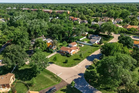600 West Bob O Link Road Mount Prospect IL 60056
