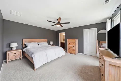 2341 Mayfield Drive Montgomery IL 60538