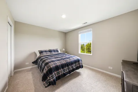 2341 Mayfield Drive Montgomery IL 60538
