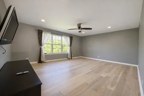 3091 Long Common Parkway Elgin IL 60124