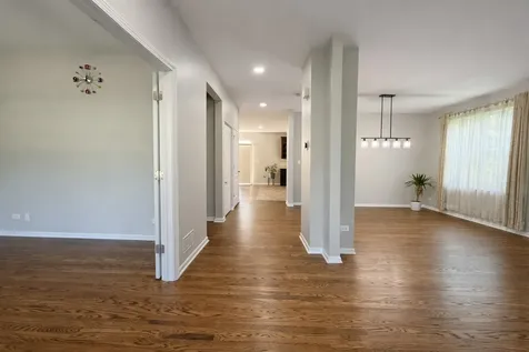 3091 Long Common Parkway Elgin IL 60124