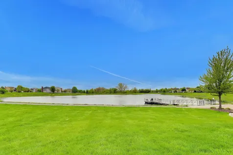 3091 Long Common Parkway Elgin IL 60124