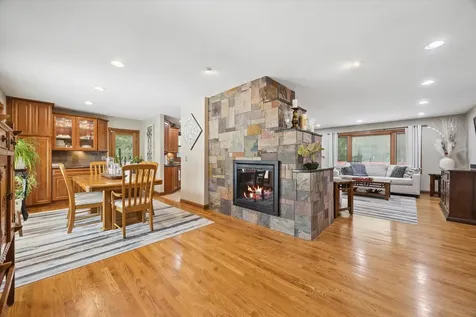 4433 Brittany Drive Lisle IL 60532