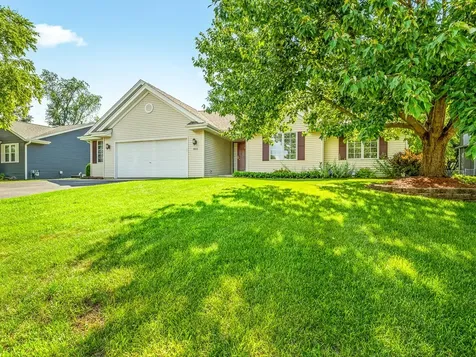 803 Babich Lane Winnebago IL 61088