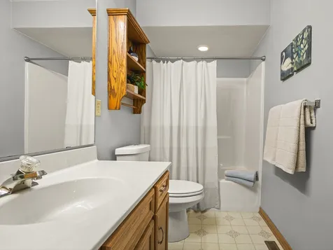 803 Babich Lane Winnebago IL 61088