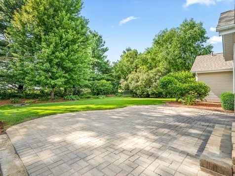 803 Babich Lane Winnebago IL 61088