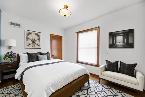 10645 South Prairie Avenue Chicago IL 60628