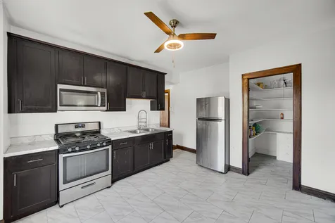 10645 South Prairie Avenue Chicago IL 60628