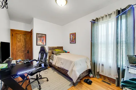 10645 South Prairie Avenue Chicago IL 60628