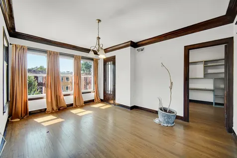 10645 South Prairie Avenue Chicago IL 60628