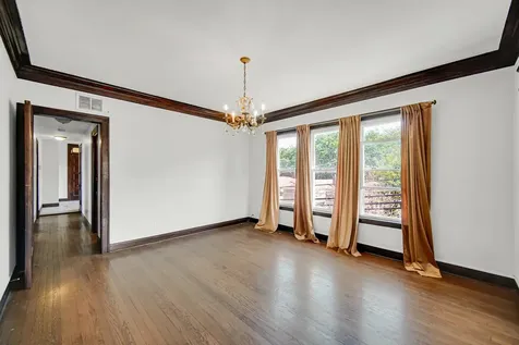 10645 South Prairie Avenue Chicago IL 60628