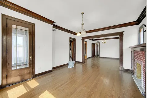 10645 South Prairie Avenue Chicago IL 60628