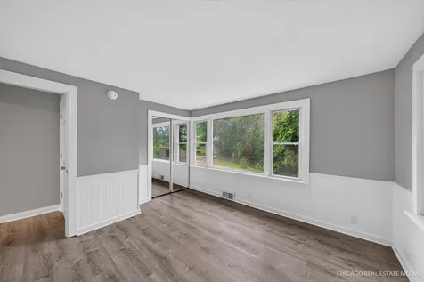 314 North Cresthill Avenue Mchenry IL 60051