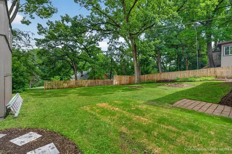 314 North Cresthill Avenue Mchenry IL 60051