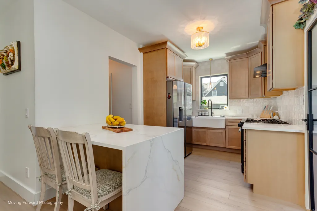 107 East Jefferson Avenue Wheaton IL 60187