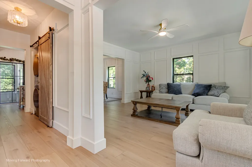 107 East Jefferson Avenue Wheaton IL 60187