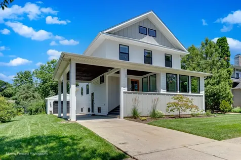 107 East Jefferson Avenue Wheaton IL 60187