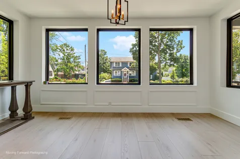 107 East Jefferson Avenue Wheaton IL 60187