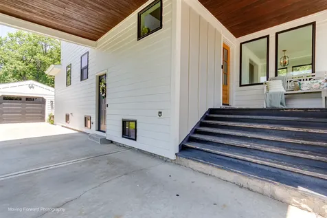 107 East Jefferson Avenue Wheaton IL 60187