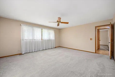 110 Villa Way Bloomingdale IL 60108