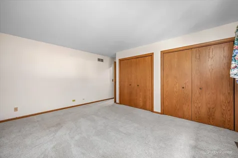 110 Villa Way Bloomingdale IL 60108