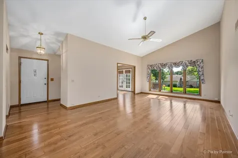110 Villa Way Bloomingdale IL 60108