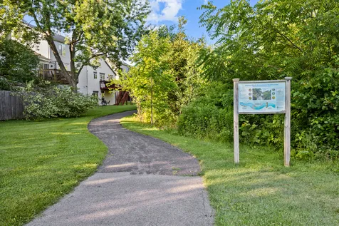 1791 Barnhill Drive Mundelein IL 60060