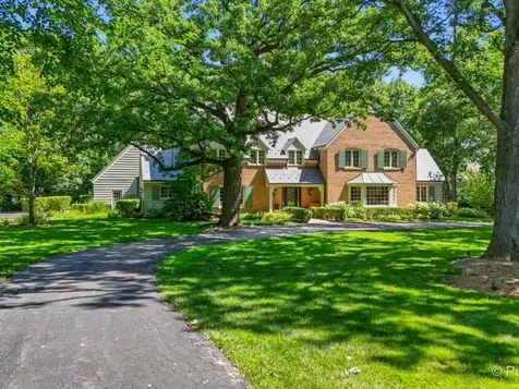 1986 Camphill Circle Inverness IL 60067