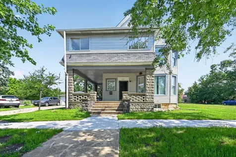107 4TH Avenue Joliet IL 60433