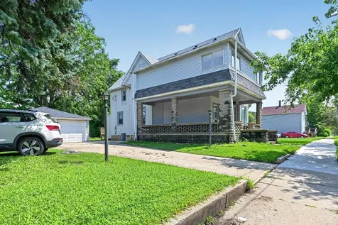 107 4TH Avenue Joliet IL 60433