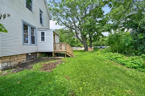 107 4TH Avenue Joliet IL 60433
